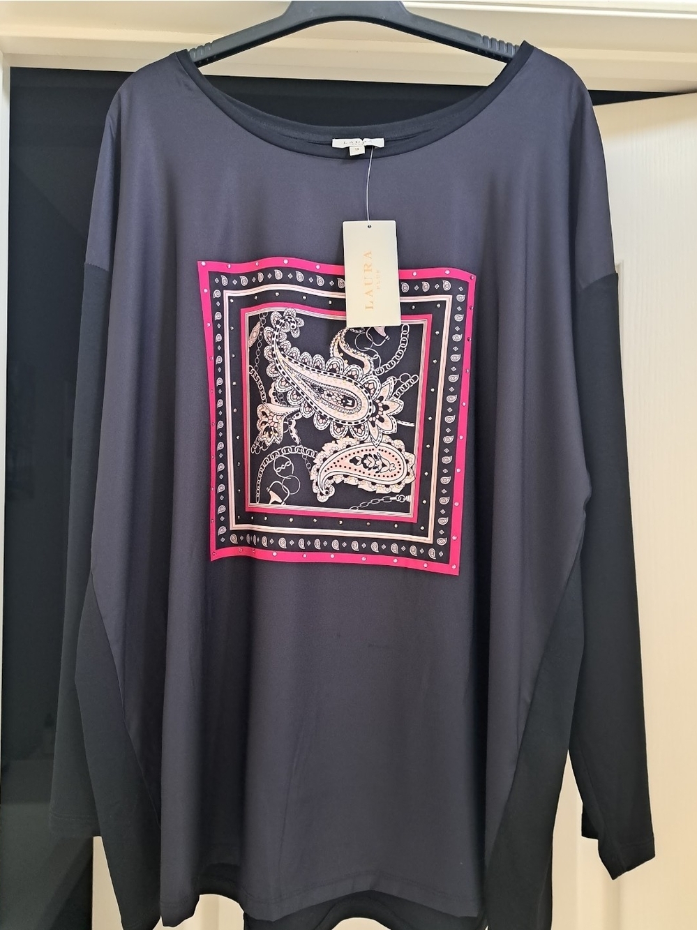 NWT Women’s Black Top With Pink And Light Beige Pattern With Rhinestones